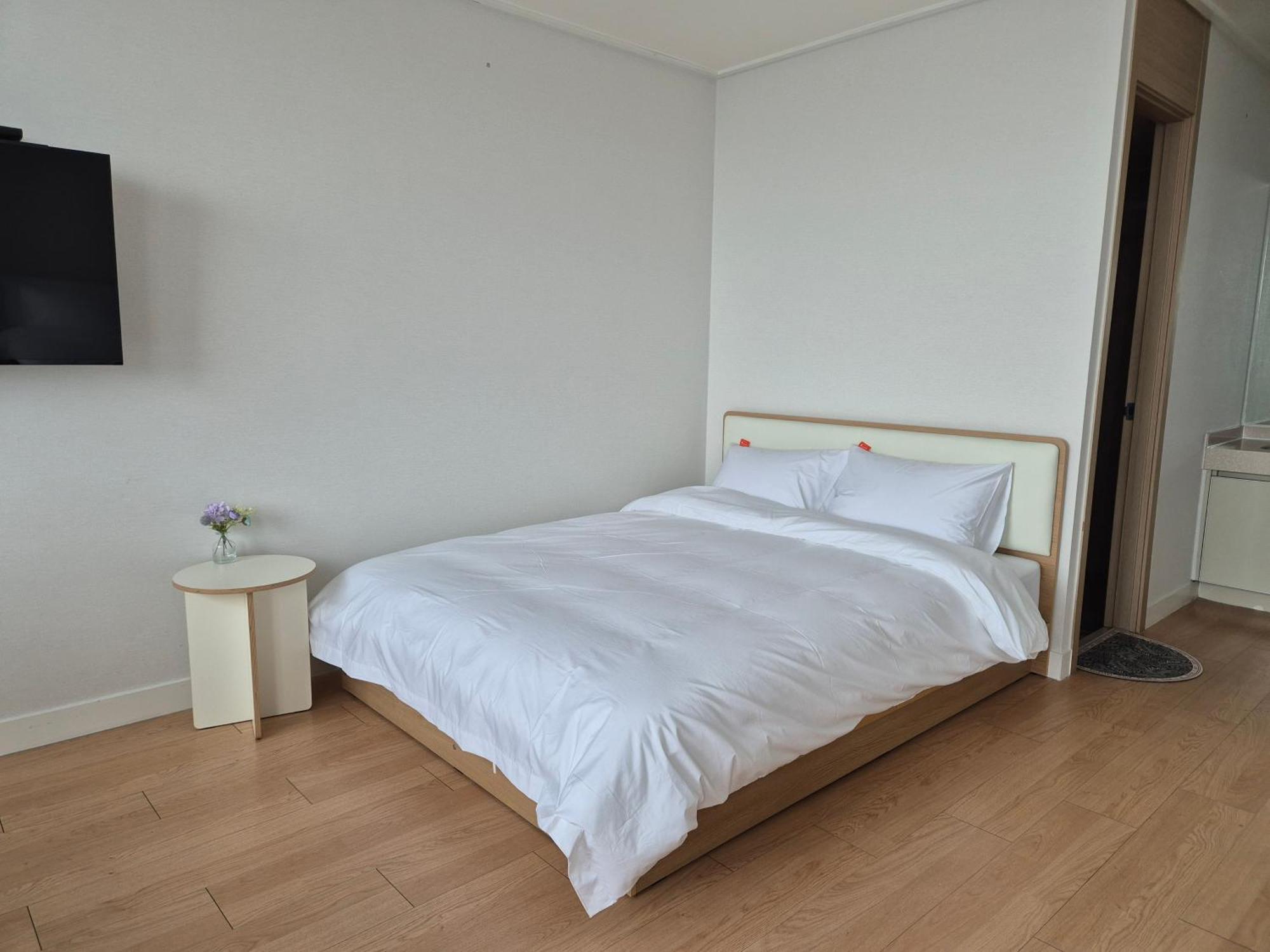"Grand Opened" Maxtyle Guesthouse Dongdaemun Сеул Экстерьер фото